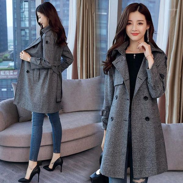 2019 spring and autumn new ladies fashion casual large size temperament loose plaid windbreaker jacket1, Tan;black
2019 spring and autumn new ladies fashion casual large size temperament loose plaid windbreaker jacket1, Tan;black