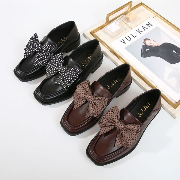 2021 new one-legged little leather shoes women's heels comfortable soft bottom square head big fat size wide f7na, Black
2021 new one-legged little leather shoes women's heels comfortable soft bottom square head big fat size wide f7na, Black