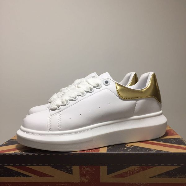 2020 autumn and winter white shoes joker sponge cake platform leather casual shoes, Black
2020 autumn and winter white shoes joker sponge cake platform leather casual shoes, Black