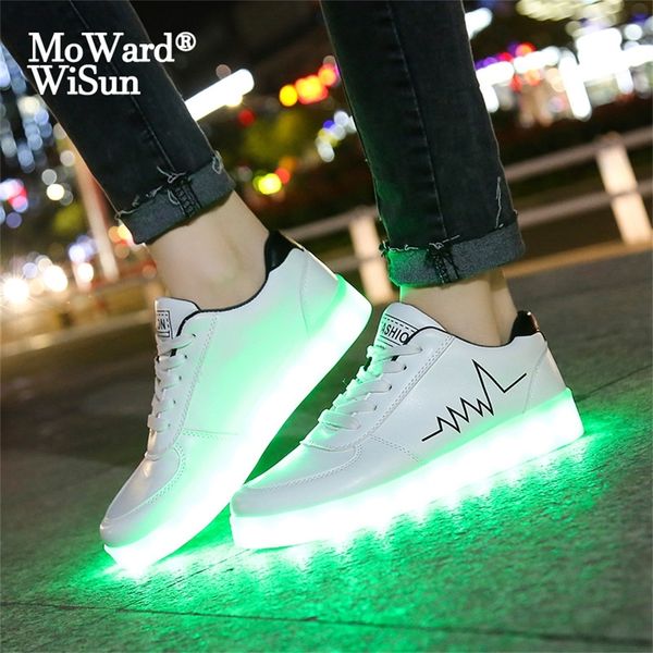 size 30-44 children casual shoes with lights usb charge luminous sneakers for kids boys glowing led shoes girls lighted shoes lj200826, Black;grey
size 30-44 children casual shoes with lights usb charge luminous sneakers for kids boys glowing led shoes girls lighted shoes lj200826, Black;grey