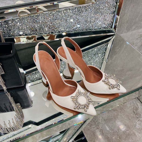 classics women shoes heels sandals fashion beach thick bottom dress shoe alphabet lady sandal leather high heel lides without box 05, Black
classics women shoes heels sandals fashion beach thick bottom dress shoe alphabet lady sandal leather high heel lides without box 05, Black