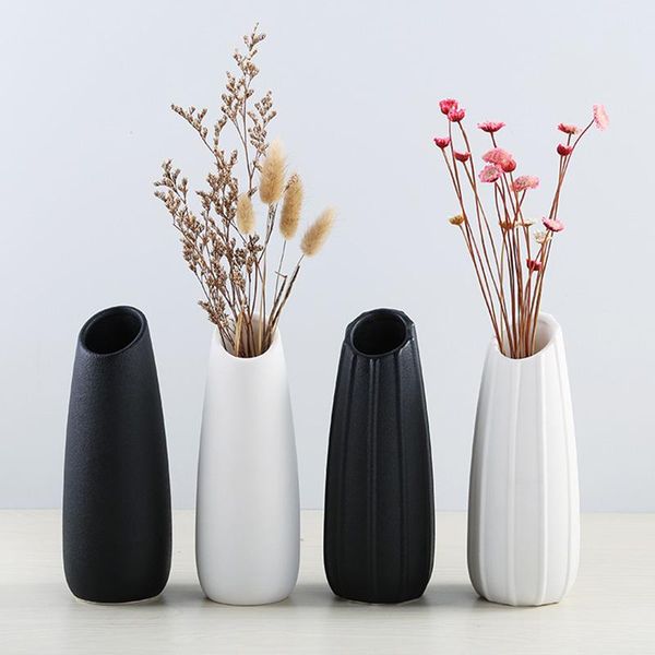 vases ceramic nordic white/black tablevase home decoration black for wedding creative gift drop jy
vases ceramic nordic white/black tablevase home decoration black for wedding creative gift drop jy