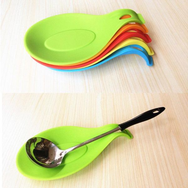 silicone insulation spoon rest heat resistant placemat grade tray spoon pad eat mat pot holder kitchen accessories
silicone insulation spoon rest heat resistant placemat grade tray spoon pad eat mat pot holder kitchen accessories