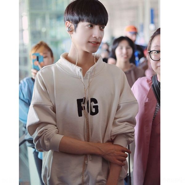 tfis s-3xl couple color solid polar fleece hoodie kangaroo pocket color blank pullover loose solid couple sweater, Black
tfis s-3xl couple color solid polar fleece hoodie kangaroo pocket color blank pullover loose solid couple sweater, Black