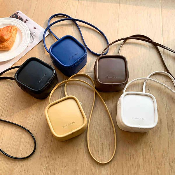 new ins shoulder bag fashion solid color small square bag foreign style hand mini lipstick messenger
new ins shoulder bag fashion solid color small square bag foreign style hand mini lipstick messenger