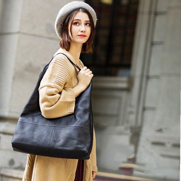 new arrived brand genuine leather bag ladies cowhide large capacity tote bag main famous design lady shoulder bags
new arrived brand genuine leather bag ladies cowhide large capacity tote bag main famous design lady shoulder bags