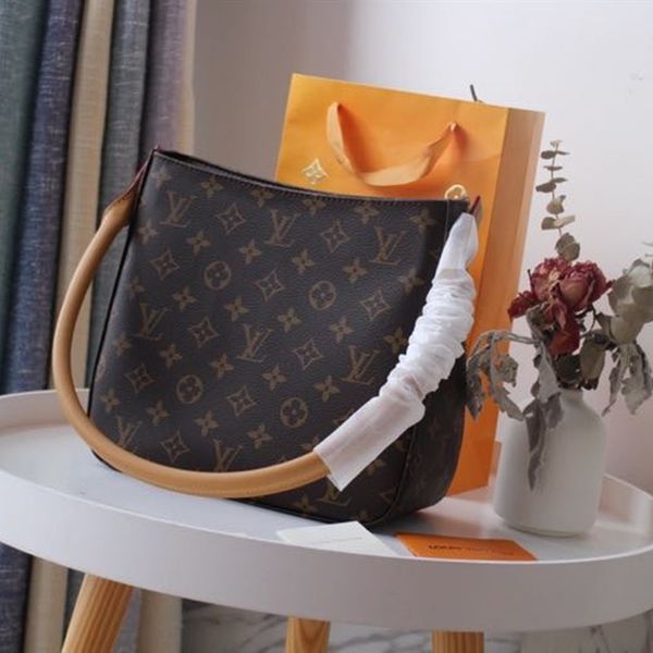 25412 new women's one-shoulder bag 7a boutique high-end custom bag fashion trend exquisite style single shoulder bag with round handle
25412 new women's one-shoulder bag 7a boutique high-end custom bag fashion trend exquisite style single shoulder bag with round handle
