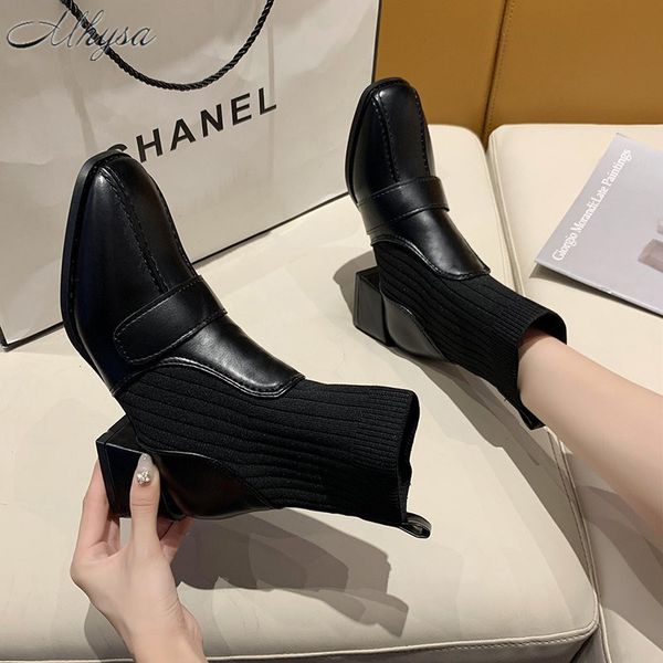 2020 autumn winter new women's wool boots fashion flying woven pu stitching thick low-heel women's mid-high boots women w159, Black
2020 autumn winter new women's wool boots fashion flying woven pu stitching thick low-heel women's mid-high boots women w159, Black