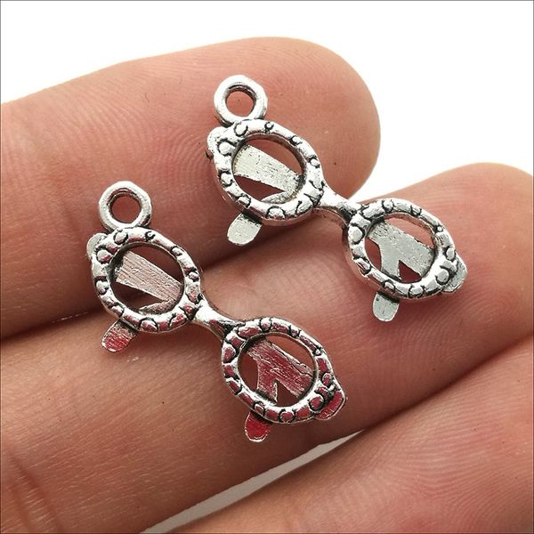 lot 100pcs eyeglass glasses frame antique silver charms pendants jewelry making diy keychain pendant for bracelet earrings 11*23mm dh0834, Bronze;silver
lot 100pcs eyeglass glasses frame antique silver charms pendants jewelry making diy keychain pendant for bracelet earrings 11*23mm dh0834, Bronze;silver