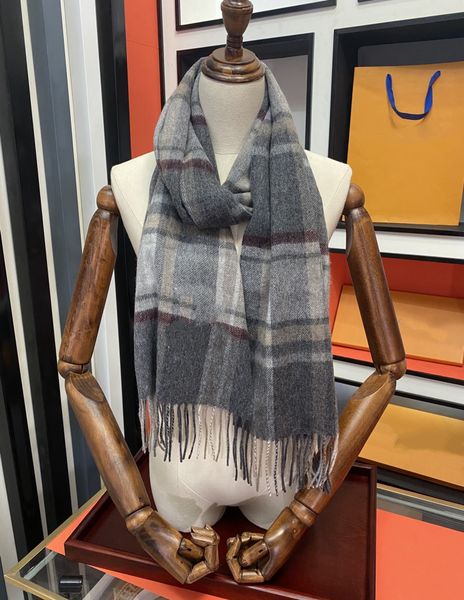 2020 brand quality mens cashmere scarf two colors optional warm gentleman winter scarf classic check pattern generous fashion design scarf, Blue;gray
2020 brand quality mens cashmere scarf two colors optional warm gentleman winter scarf classic check pattern generous fashion design scarf, Blue;gray