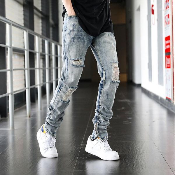 fashion men's high-end knee hole jeans men's high street light blue feet slim zipper jeans casual long1
fashion men's high-end knee hole jeans men's high street light blue feet slim zipper jeans casual long1