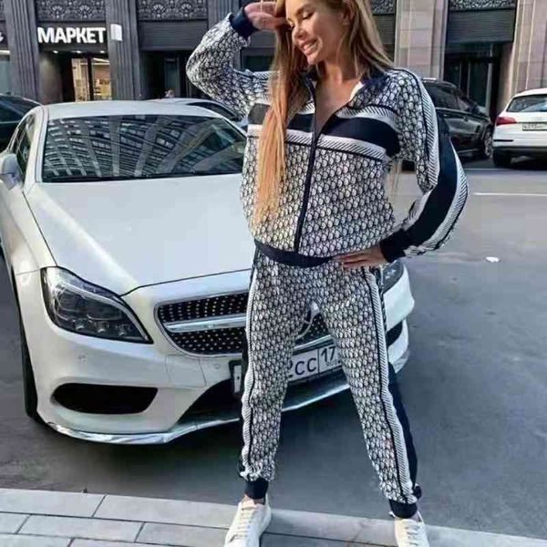 2022 factory wholesale new model autumn winter fashion sports zipper coat trousers two-piece set student versatile casual suit, White
2022 factory wholesale new model autumn winter fashion sports zipper coat trousers two-piece set student versatile casual suit, White