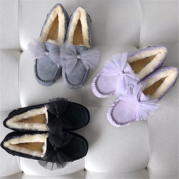 cowhide genuine leather thick wool 2020 snow boots warm shoes women non-slip rubber soles winter ankle boots natural fur, Black
cowhide genuine leather thick wool 2020 snow boots warm shoes women non-slip rubber soles winter ankle boots natural fur, Black