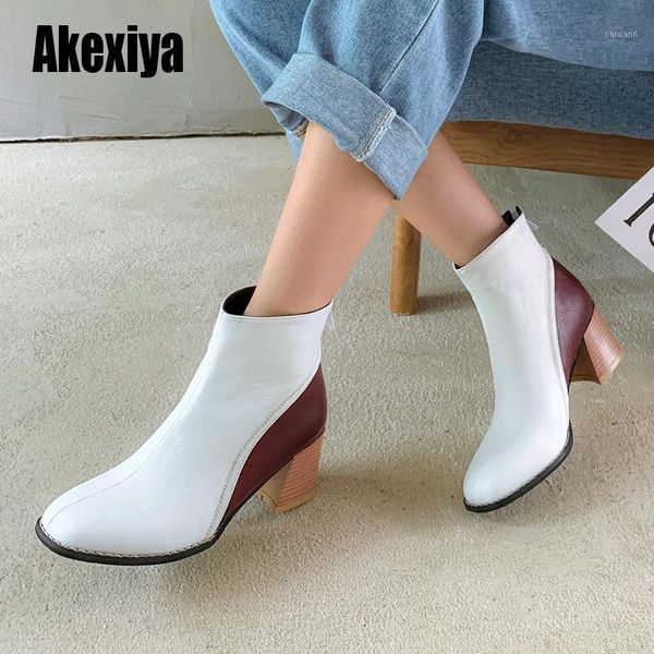 fashion women boots square heel platforms zapatos mujer pu leather fashion ankle boots colorblock large size 43 u4451, Black
fashion women boots square heel platforms zapatos mujer pu leather fashion ankle boots colorblock large size 43 u4451, Black