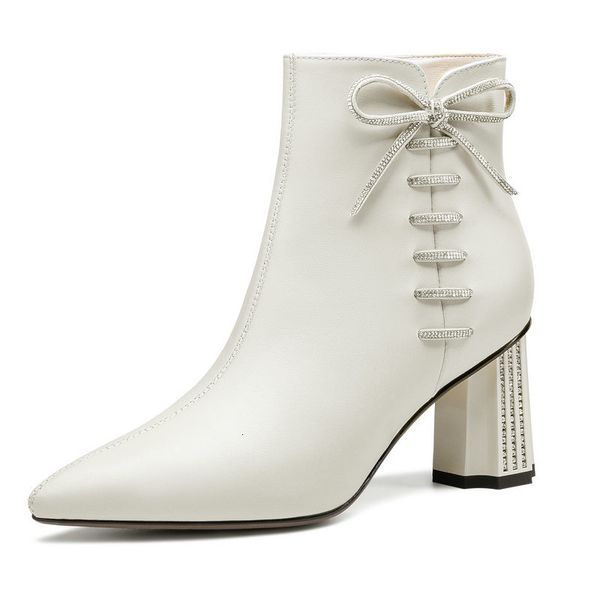 2021 new genuine leather women ankle boots crystal high heels pumps autumn winter basic party office shoes woman 8n15, Black
2021 new genuine leather women ankle boots crystal high heels pumps autumn winter basic party office shoes woman 8n15, Black