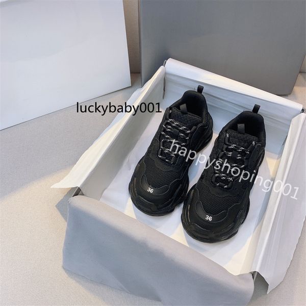 the triples crystal sole paris platform shoes casual sneakers men women platform shoes triple-s four-color fashion shoes, Black;red
the triples crystal sole paris platform shoes casual sneakers men women platform shoes triple-s four-color fashion shoes, Black;red