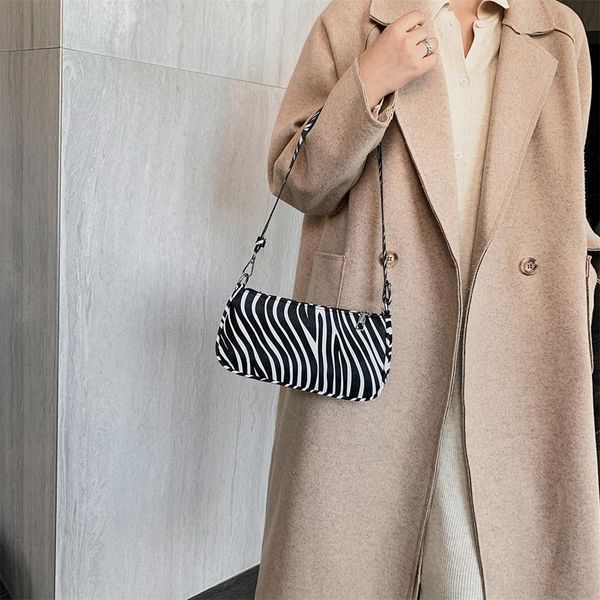new fashion leopard pattern shoulder women bag pu leather zebra underarm handbag shopping tote wild fashion 2021 autumn winter
new fashion leopard pattern shoulder women bag pu leather zebra underarm handbag shopping tote wild fashion 2021 autumn winter