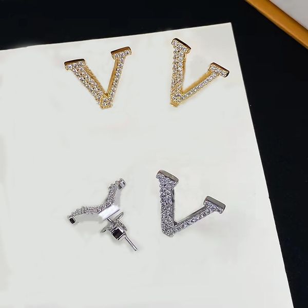 fashion v letter stud jewelry designers luxury earrings plated silver womens mens earring trendy gold earrings jewelry no box, Golden;silver
fashion v letter stud jewelry designers luxury earrings plated silver womens mens earring trendy gold earrings jewelry no box, Golden;silver