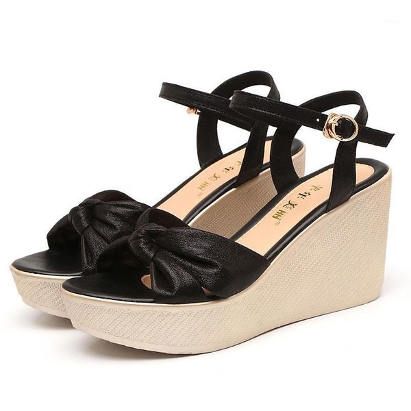 large size 32-43 new 2021 fashion summer beach shoes for ladies platform shoes women wedge sandals high heels gold wedding1, Black
large size 32-43 new 2021 fashion summer beach shoes for ladies platform shoes women wedge sandals high heels gold wedding1, Black