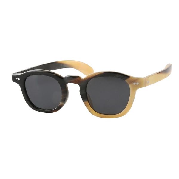 Classic Rivets Decorated Key Nose Bridge Square Butterfly Genuine Natural Horn Polarized Sunglasses, White;black
Classic Rivets Decorated Key Nose Bridge Square Butterfly Genuine Natural Horn Polarized Sunglasses, White;black