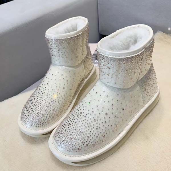 2020 fashion sheepskin boots diamond shoes ladies winter boots sheepskin wool integrated women's bling crystals boots, Black
2020 fashion sheepskin boots diamond shoes ladies winter boots sheepskin wool integrated women's bling crystals boots, Black