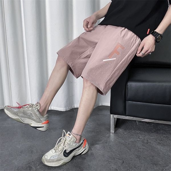 men's shorts summer 2020 new korean trend straight loose thin sports leisure beach pant, White;black
men's shorts summer 2020 new korean trend straight loose thin sports leisure beach pant, White;black