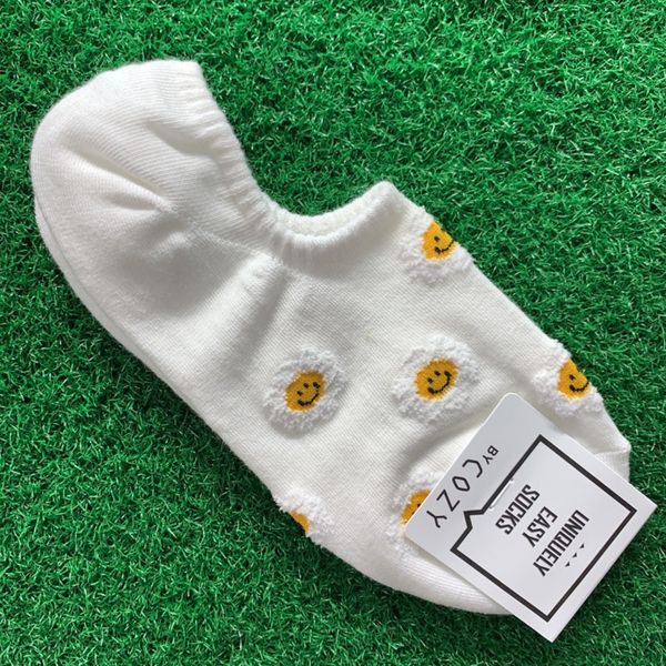 20 south korea east gate summer shallow mouth female sun flower smiling face antiskid korean socks smiley socks invisible boat sock girl lpx, Black
20 south korea east gate summer shallow mouth female sun flower smiling face antiskid korean socks smiley socks invisible boat sock girl lpx, Black