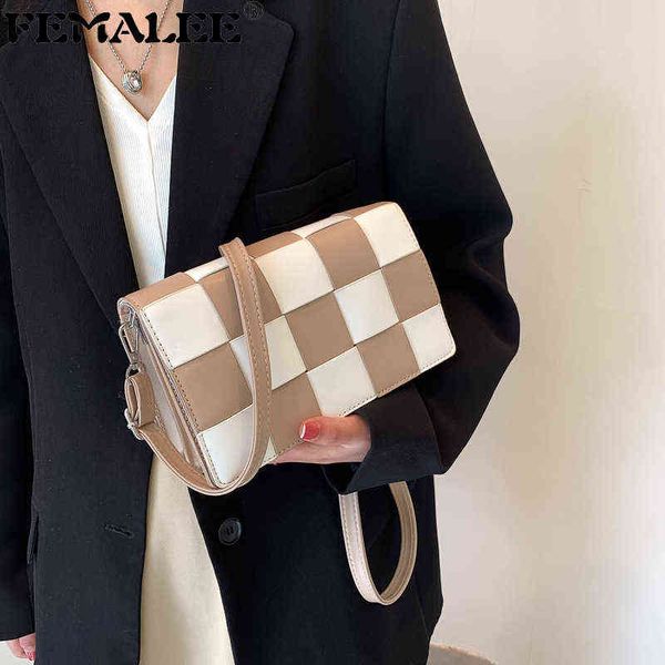 shopping bags marca de luxo nova moda feminina tecido travesseiro saco do mensageiro senhora contraste cor xadrez tecer cassete crossbody bo
shopping bags marca de luxo nova moda feminina tecido travesseiro saco do mensageiro senhora contraste cor xadrez tecer cassete crossbody bo
