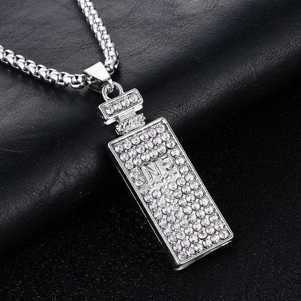 2020 new n5 crystal square pendant necklace for man womer street silver hip hop necklace sweater chain
2020 new n5 crystal square pendant necklace for man womer street silver hip hop necklace sweater chain