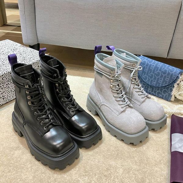 thick bottom boots british style shoes women boots platform fashion ladies footware real leather female botas mujer, Black
thick bottom boots british style shoes women boots platform fashion ladies footware real leather female botas mujer, Black