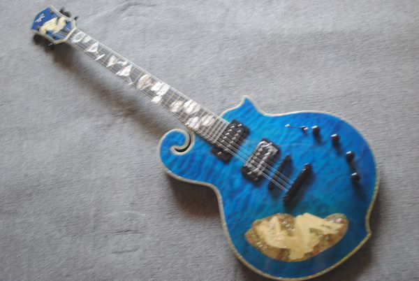 custom 6 strings electric guitar in blue color accept guitar bass customization active pickup
custom 6 strings electric guitar in blue color accept guitar bass customization active pickup