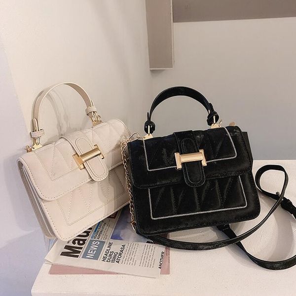 factory wholesale womens bag winter fashions handbags small fresh stripes women shoulder handbag leathers fashion messenger bags, Black;red
factory wholesale womens bag winter fashions handbags small fresh stripes women shoulder handbag leathers fashion messenger bags, Black;red