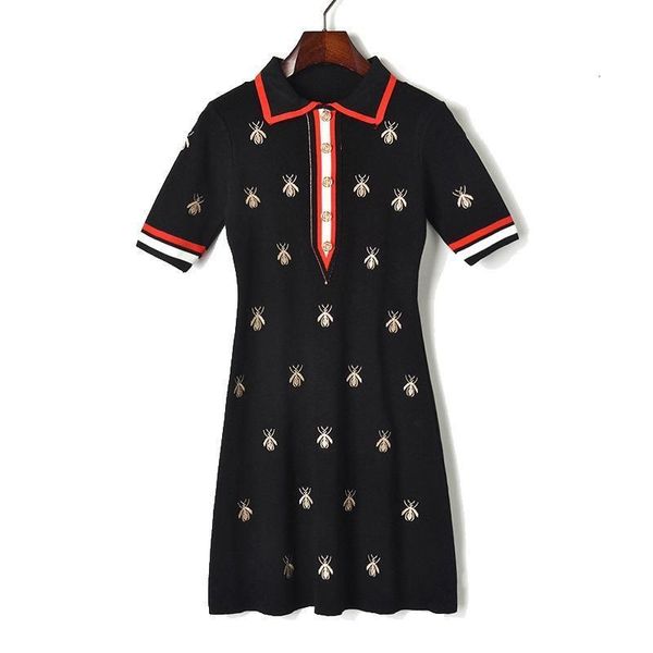 fashion designer women contrast turn down collar bees embroidery knitted dresses button short sleeve runway embroidery dress, Black;gray 
fashion designer women contrast turn down collar bees embroidery knitted dresses button short sleeve runway embroidery dress, Black;gray