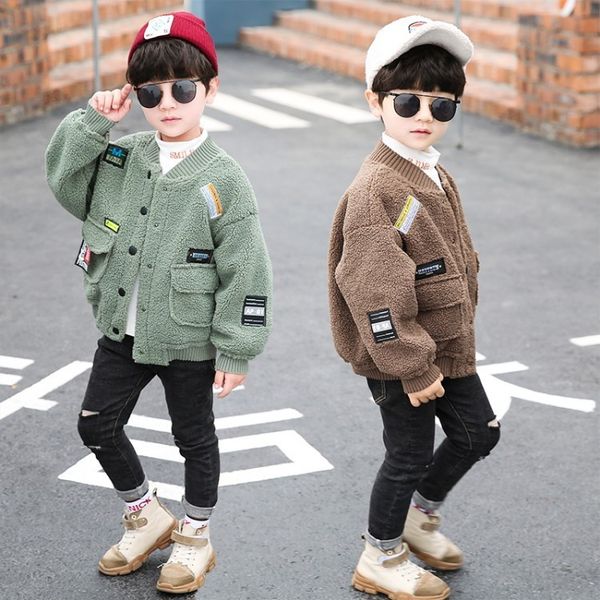 children's coat autumn and winter fashion fashion boys' and girls' thickened lamb fur baseball jacket outer suit, Blue;gray
children's coat autumn and winter fashion fashion boys' and girls' thickened lamb fur baseball jacket outer suit, Blue;gray