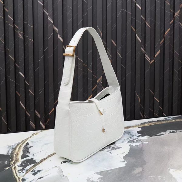 2021 camera womens fashion bags tote letters diagonal shoulder strap female totes lady tide crossbody bag purses handbags axillarybag
2021 camera womens fashion bags tote letters diagonal shoulder strap female totes lady tide crossbody bag purses handbags axillarybag