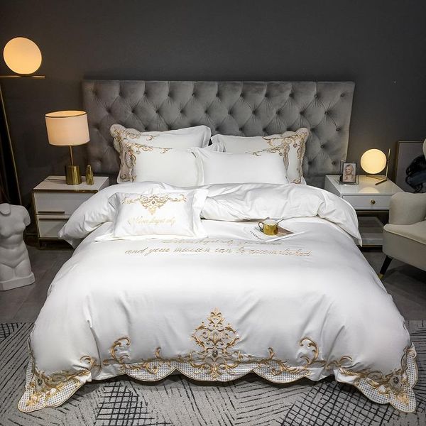bedding sets luxury gold royal embroidery white 600tc egyptian cotton set duvet cover flat/fitted sheet pillowcases home textiles
bedding sets luxury gold royal embroidery white 600tc egyptian cotton set duvet cover flat/fitted sheet pillowcases home textiles