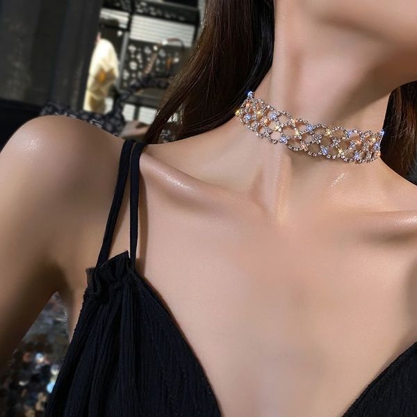 ожерелье простого rhinestone для дамы ожерелья заявления роскошного вырезе кристал партии подарка, Golden;silver
ожерелье простого rhinestone для дамы ожерелья заявления роскошного вырезе кристал партии подарка, Golden;silver