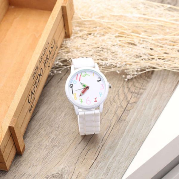 watch new geneva silicone pencil pointer for men and women leisure lovely fresh student watch, Slivery;brown
watch new geneva silicone pencil pointer for men and women leisure lovely fresh student watch, Slivery;brown