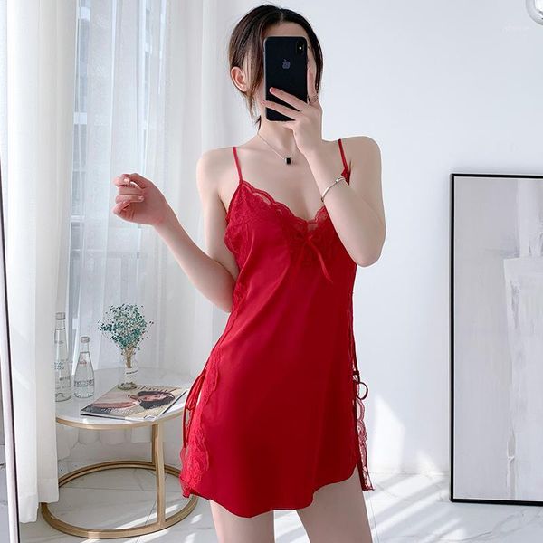 suspenders v-neck sleepwear nightgowns side slit lace stitching white red black home service summer ladies thin nightdress1, Black;red
suspenders v-neck sleepwear nightgowns side slit lace stitching white red black home service summer ladies thin nightdress1, Black;red