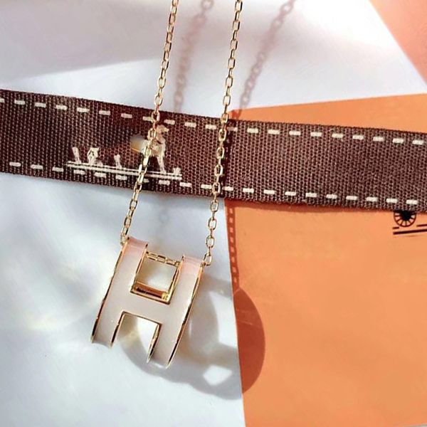 new high quatity h enamel ladies necklace designer fashion luxury enamel gold necklace 925 sterling silver pendant necklace original box
new high quatity h enamel ladies necklace designer fashion luxury enamel gold necklace 925 sterling silver pendant necklace original box