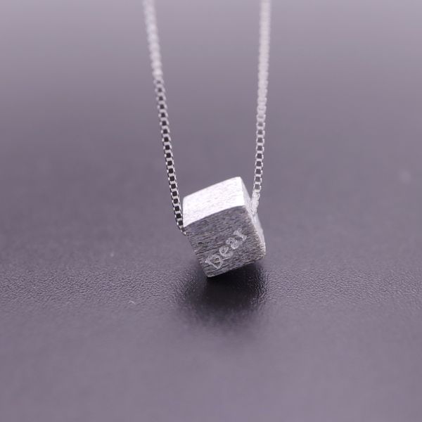 hengsheng s925 silver cross-border один продукт dropshipping-квадрат плашек мода корейский стиль простой ожерелье женщин подвеска
hengsheng s925 silver cross-border один продукт dropshipping-квадрат плашек мода корейский стиль простой ожерелье женщин подвеска