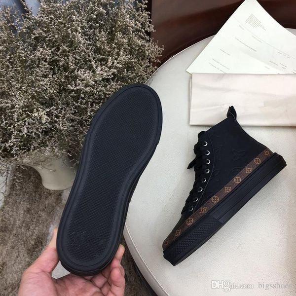 paris 2020 crystal bottom triple-s casual shoes luxury dad shoes platform triple s sneakers men women vintage, Black
paris 2020 crystal bottom triple-s casual shoes luxury dad shoes platform triple s sneakers men women vintage, Black
