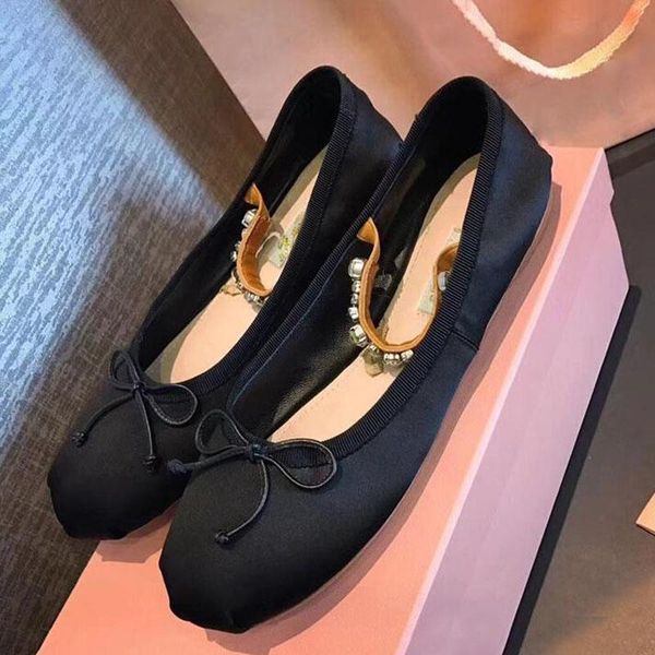2020 autumn brand new ballet flats sweet bowtie korean style rhinestone fashion ballerinas espadrilles shoes for women lj-5267, Black
2020 autumn brand new ballet flats sweet bowtie korean style rhinestone fashion ballerinas espadrilles shoes for women lj-5267, Black