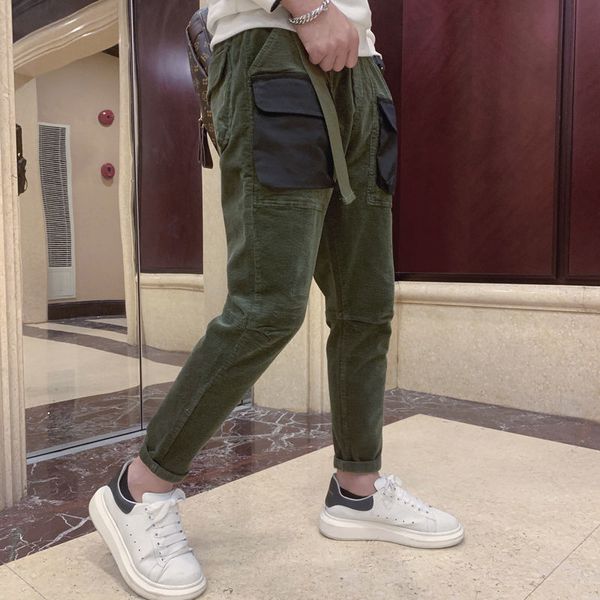 new winter 2021 hip we camo male pants solid velvet hare feet in the fashionable black coveralls sweatshirt zh79
new winter 2021 hip we camo male pants solid velvet hare feet in the fashionable black coveralls sweatshirt zh79