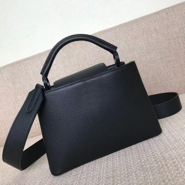 m55855 capucines bb taurillon leather totes handbags worn cross-body bag tone-on-tone matte hardware glossy calfskin shoulder
m55855 capucines bb taurillon leather totes handbags worn cross-body bag tone-on-tone matte hardware glossy calfskin shoulder