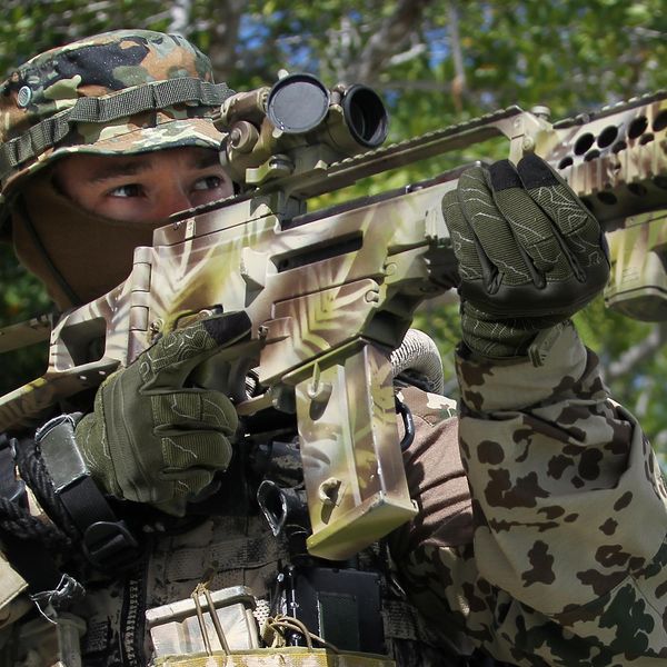 tactical gloves touch screen full finger glove military army outdoor driving mittens cycling shooting airsoft paintball ride men bbyhey, Black
tactical gloves touch screen full finger glove military army outdoor driving mittens cycling shooting airsoft paintball ride men bbyhey, Black