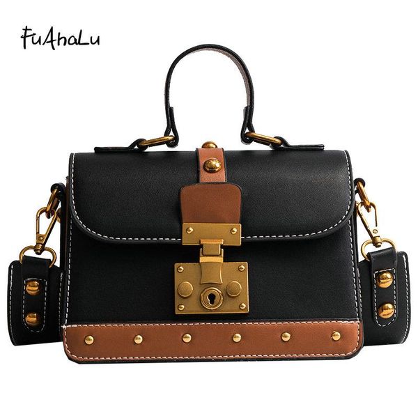 fuahalu new women's fashion rivets small square hit color handbag wide shoulder strap shoulder messenger bag 
fuahalu new women's fashion rivets small square hit color handbag wide shoulder strap shoulder messenger bag