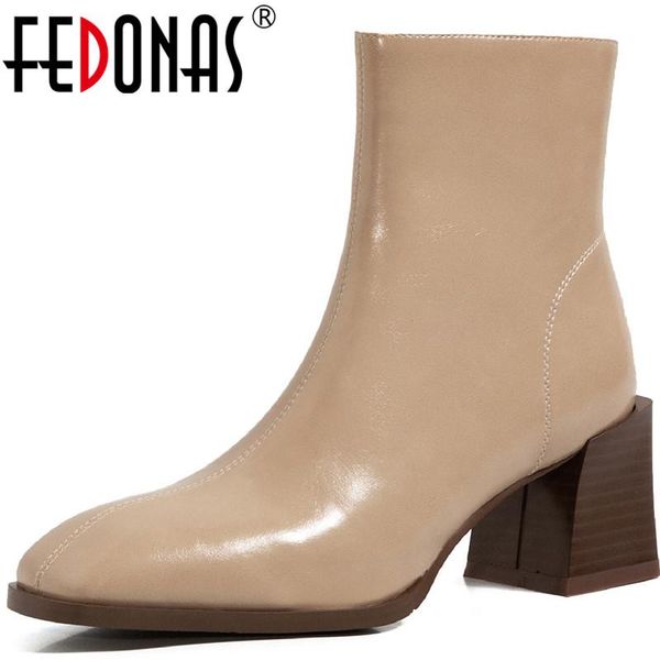 fedonas площади toe демисезонные сапоги для женщин side zipper моды зимняя обувь женщина каблуках свадебная рабочая высоких каблуках сапоги, Black
fedonas площади toe демисезонные сапоги для женщин side zipper моды зимняя обувь женщина каблуках свадебная рабочая высоких каблуках сапоги, Black