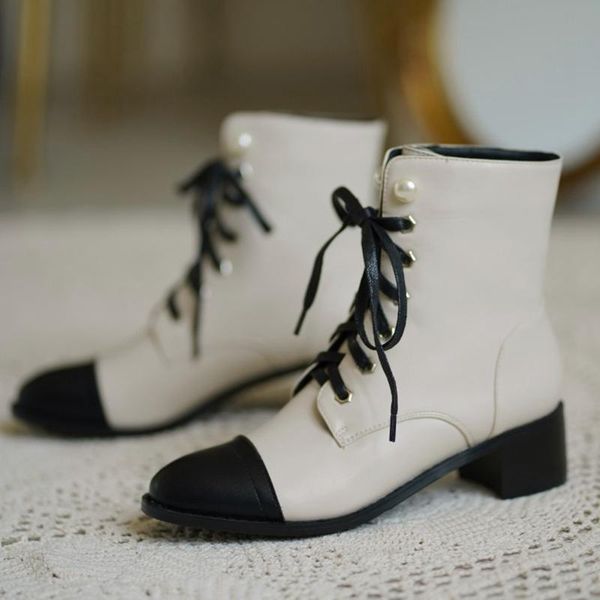 zapatos de mujer 2020 genuine leather short boots elegant lace up round toe ankle boots big size 32- 46 women shoes q8831, Black
zapatos de mujer 2020 genuine leather short boots elegant lace up round toe ankle boots big size 32- 46 women shoes q8831, Black