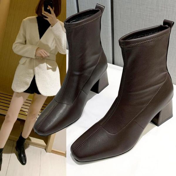 ботильоны женщины boots женская обувь женщина моды на высоких каблуках короткие 2020 зима новый короткий мех теплый зимний d500, Black
ботильоны женщины boots женская обувь женщина моды на высоких каблуках короткие 2020 зима новый короткий мех теплый зимний d500, Black